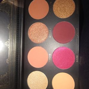Eyeshadow palette